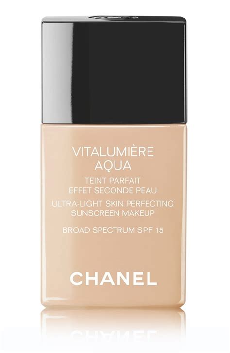 vitalumière aqua ultralight foundation